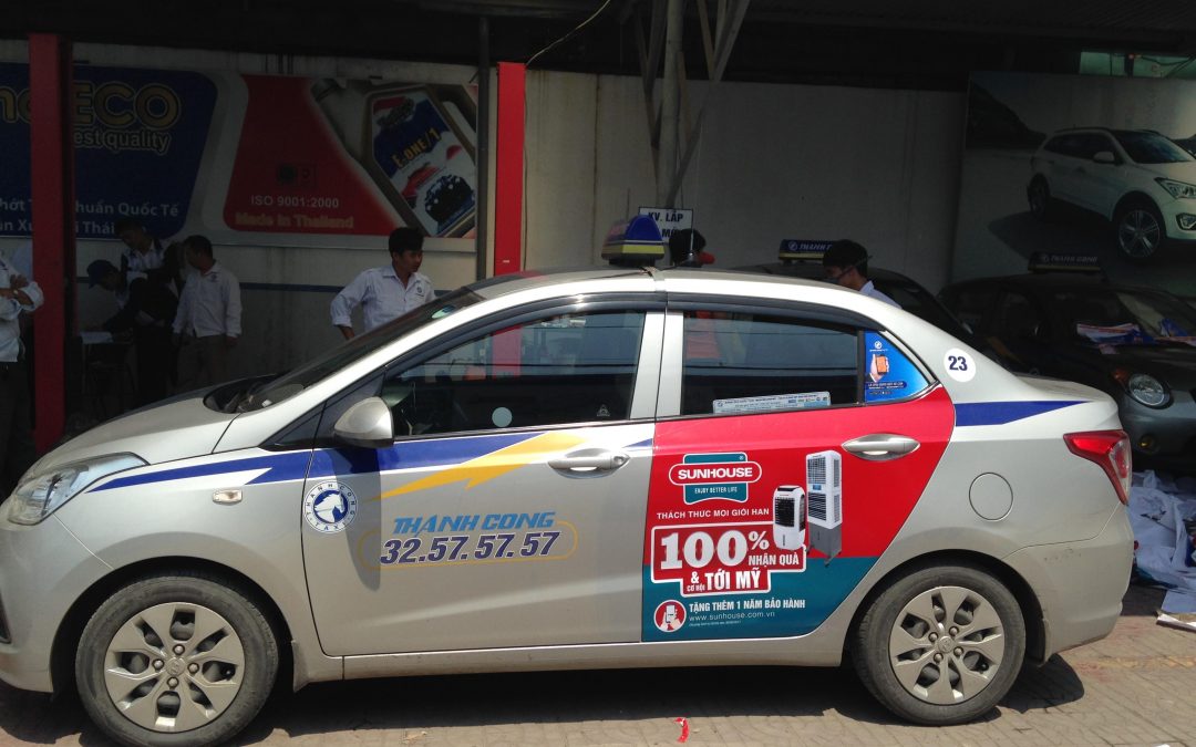 Quảng cáo taxi tại Hà Nội đưa thương hiệu tiếp cận hàng triệu khách hàng