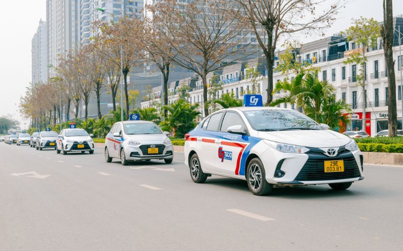 Quảng cáo taxi trên G7 tại Hà Nội