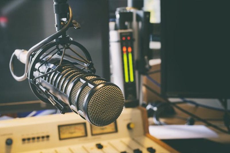 Quảng cáo radio: Booking quảng cáo dễ dàng với Brandcom