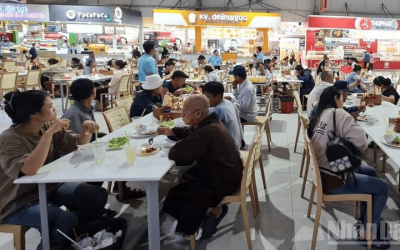 Báo giá quảng cáo LCD trạm dừng nghỉ toàn quốc 2026 mới nhất